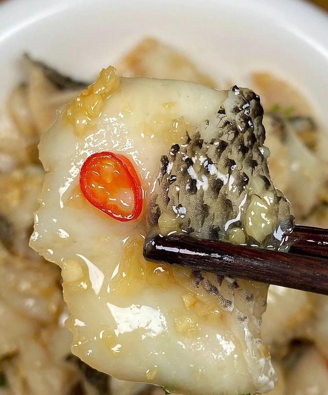 鲷鱼和巴沙鱼哪个营养价值高(鲷鱼和巴沙鱼哪个营养价值高些)