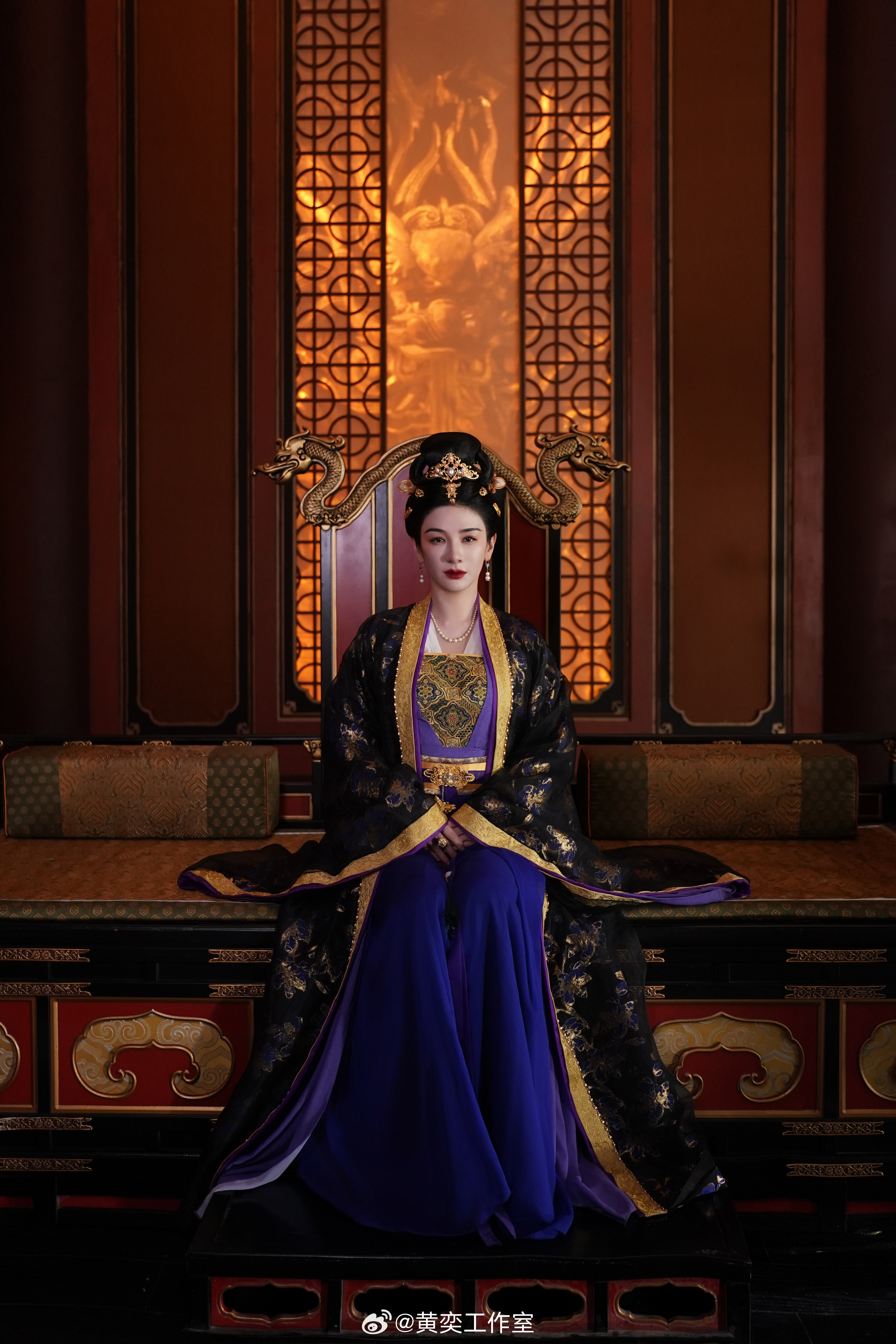 裙袂(裙袂怎么读音是什么意思)